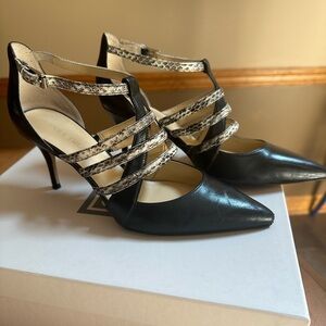 Ivanka Trump classic and sexy pumps! Size 6